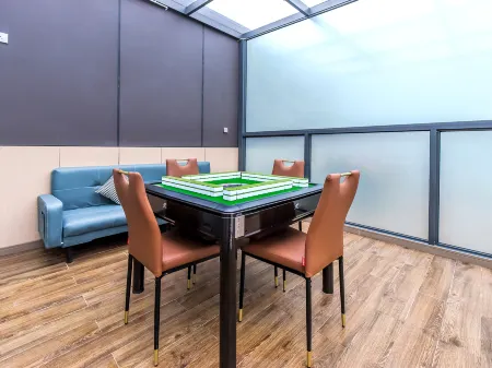 Haofu Hotel Отели рядом с достопримечательностью «Fengdu Hongsheng Culture Plaza»