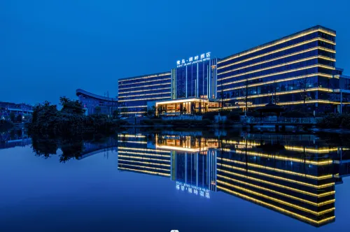 Egret Island Lakeside Hotel Hotels in Xichong