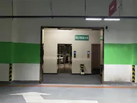 Nenjiangwan Hotel - parking