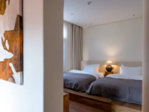 YunJu Hot Spring Homestay