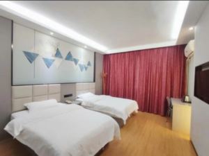 7 Tian Ge Business Hotel