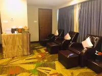 Summit Parkview Yangon - spa