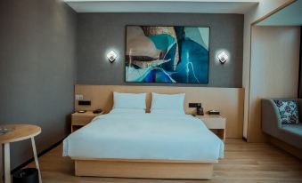 Tuke China Hotel(Weixian Mingshui Road Store)