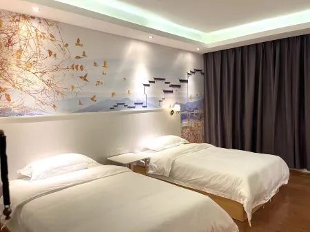 Daxin Fulai Hotel Отели рядом с достопримечательностью «Dragon Palace Fairyland»