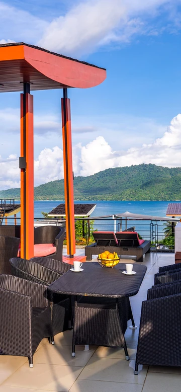 รูปภาพของพูลวิลล่าส่วนตัว 4 ห้องนอน พร้อมวิวทะเลสุดตระการตา