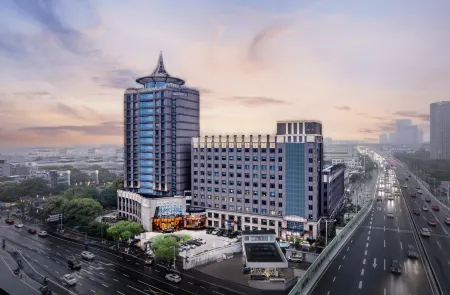 Shanghai Jinrong International Hotel