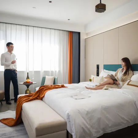 DongfangJingting Hotel (International Trade City)