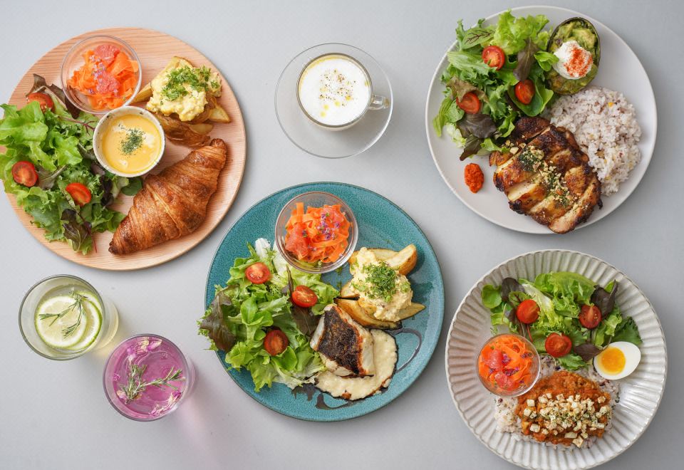 1. 호텔 가라에..