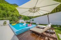 Anji Haozhuxi River Banshan Private Tang Starry Sky Holiday Home - สระว่ายน้ำส่วนตัว