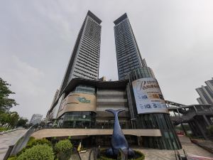 Guangmingyu International Executive Apartment (Blue Whale World Branch)