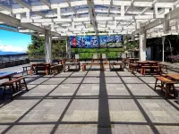 Dragon Manor Resort Hotels near Small Swiss Garden