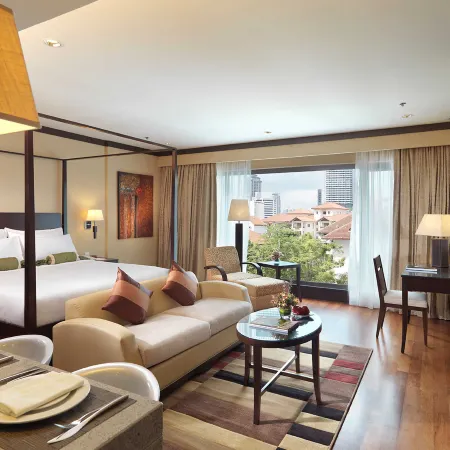 MiCasa All Suite Hotel Отели рядом с достопримечательностью «Конгресс-центр The Intermark»