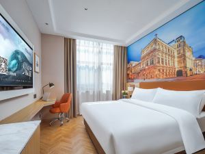 Vienna Hotel (Yuzhou Yuxin District Yu Square Branch)