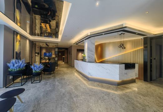 호텔에서 제공하는 뷔페 조식