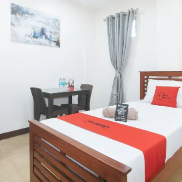 RedDoorz @ RJs Bldg near Lyceum Gen Trias Cavite