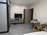 Peace Inn Hotels in Lantian Development Zone