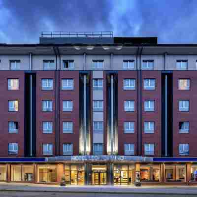 Hotel Zentral León Hotel Exterior