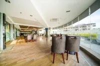 Astor Hotel - breakfast