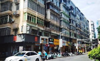 Lingju Chuangxiang Apartment Hotel (Taojin Branch)