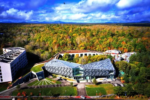 Zhi Resort • Riverside