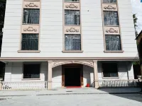 龍威民宿（寶晶宮店） 鄰近竹家莊山莊的酒店