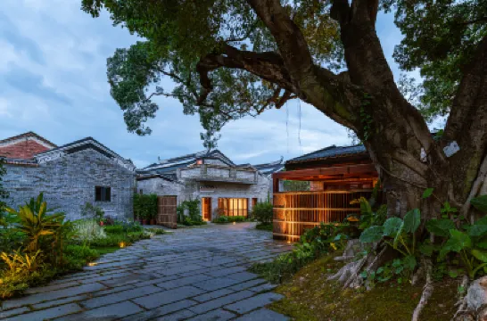 Guangzhou LangTou Village · Hechun Stay Homestay Hotels near Yunwugong Book House