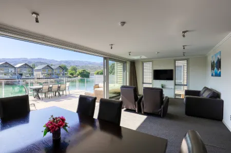Marsden Lake Resort Central Otago