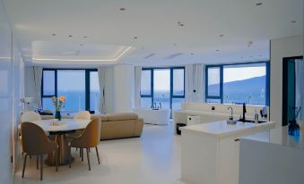 Ri Hai Shan Dreamland Seascape Apartment