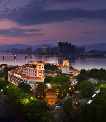 Lilac Garden Hotel Hotel dekat Xisha Yequ Island