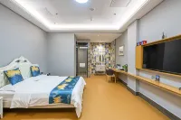 Penglai Coast Hotel (Oulebao Water World)