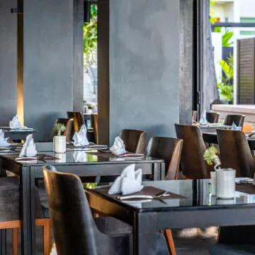 Aleenta Phuket - Phang Nga - The Leading Hotels of the World Отели в г. Такуа Тунг