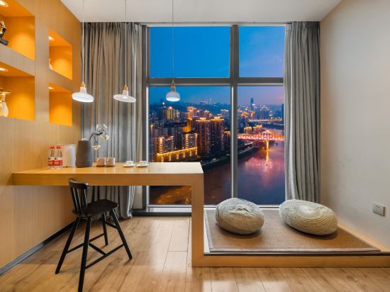 Chongqing Guiwuxiang Riverview Homestay