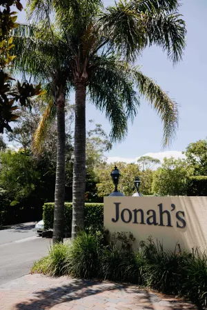 Jonahs Restaurant & Accommodation, Whale Beach