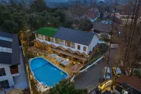 安吉小癮・一木一宿・溫湯・暖爐煮茶 MANOR 民宿（奇幻嘉樂比店） 鄰近奇幻嘉樂比的酒店