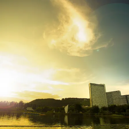 Fuxian Lake Beilia Hotel (Moon Bay Wetland Park Branch)