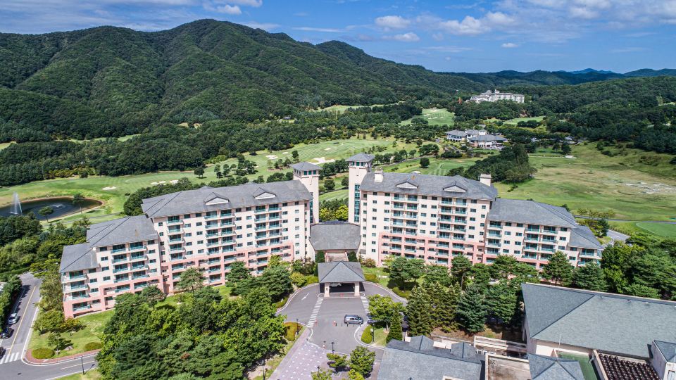 Oak Valley Resort Valley Village