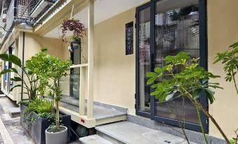 Jiugangling 40 B & B (Guilin Xiangbishan Liangjiang Sihu Branch)