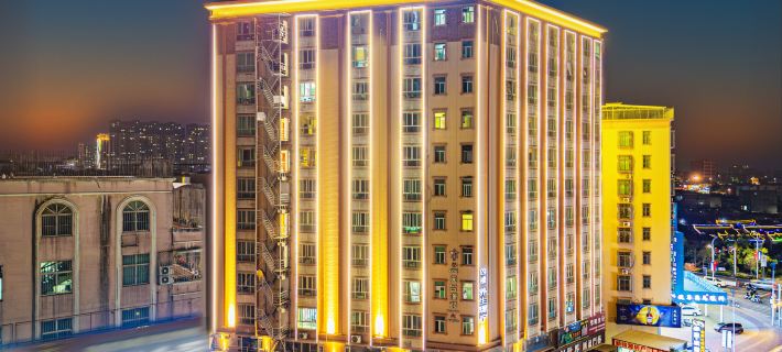 Yiju · Hampton Hotel (Puning Wantaihui Plaza) 푸닝 호텔