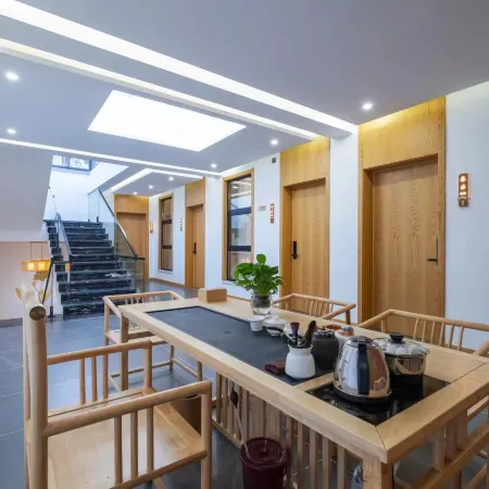 Yicaoyimu B&B (Wutaishan Scenic Area Branch)
