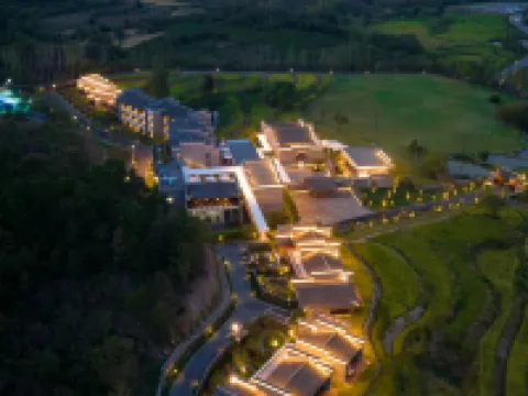 Jingshan Farm Guzhuang Resort Hotels in Jingshan