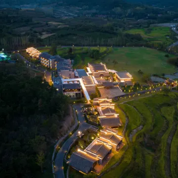 Jingshan Farm Guzhuang Resort