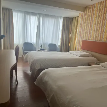 Homeinn Hotel (Tiantai Chicheng Road Guoqing Temple)
