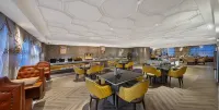 Vienna International Hotel (Luyi Passenger West Station) - breakfast