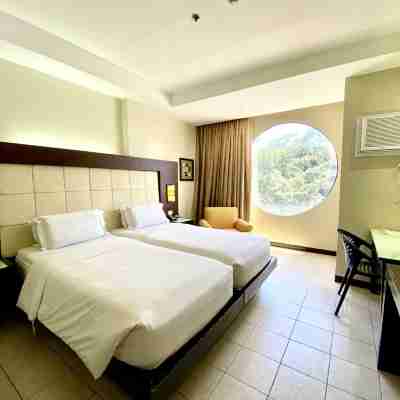 Circle Inn Hotel and Suites Bacolod Rooms