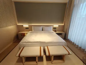 Yixing InLong  Lingshang Holiday House