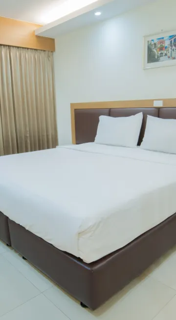 ห้องซูพีเรียร์ เตียงใหญ่ 1 เตียง