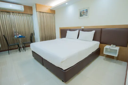 ห้องซูพีเรียร์ เตียงใหญ่ 1 เตียง