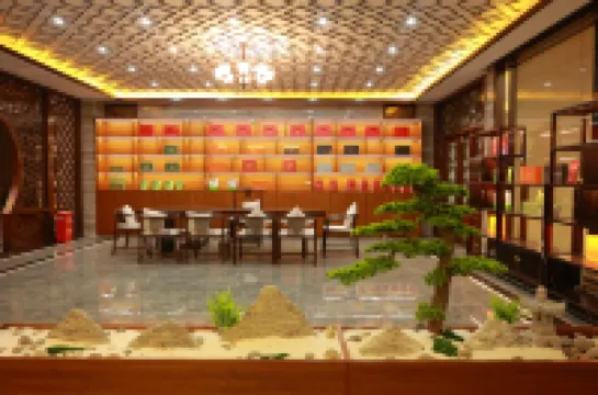 Lichuan Youcheng Hotel (Lichuan Tenglong Cave Visitor Center Branch)