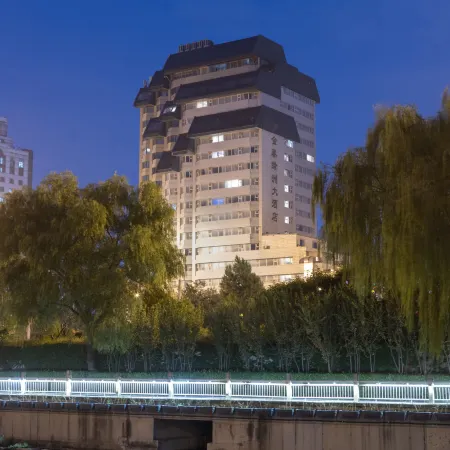 Golden Oasis Hotel