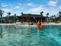 Shaoguan Happy Dongfang · Hot Spring Travel Homestay (Shixing) - Pools